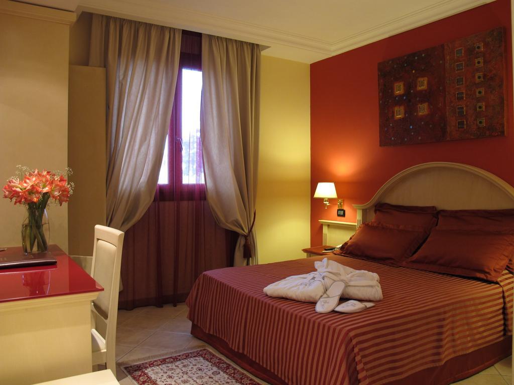 Villa Maria Hotel Montecatini Terme Bilik gambar